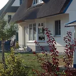 E8 Reetdach Ostseebad * Rerik