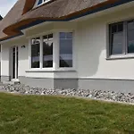 E8 Reetdach Ostseebad Rerik