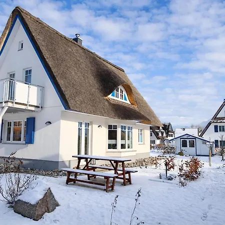 E8 Reetdach Ostseebad 度假居 *