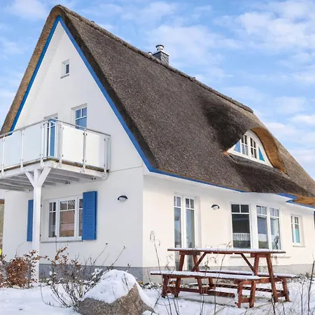 E8 Reetdach Ostseebad
