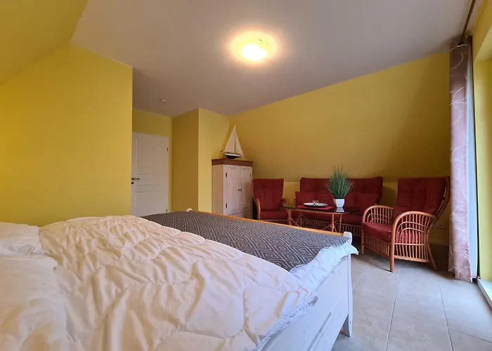 E8 Reetdach Ostseebad Rerik