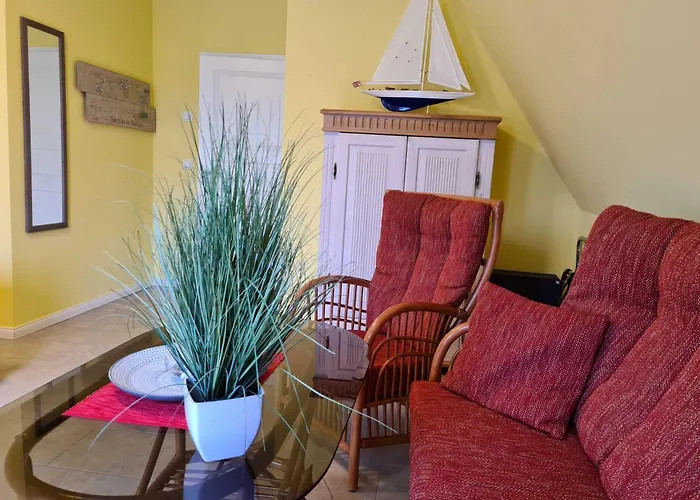 E8 Reetdach Ostseebad Rerik Hébergement de vacances Neu Gaarz