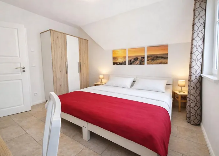 E8 Reetdach Ostseebad Rerik Neu Gaarz